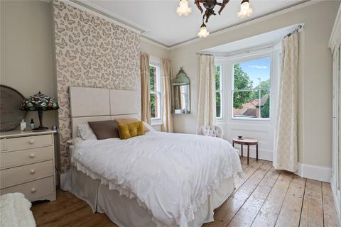 4 bedroom detached house for sale, Mayfield Road, Walton-On-Thames, KT12
