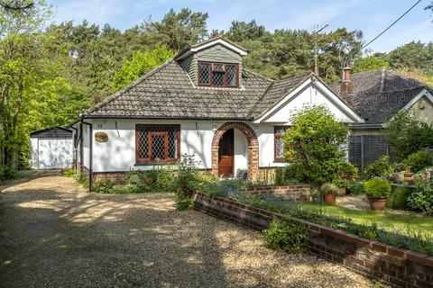 4 bedroom bungalow for sale, Priory Road, West Moors, Ferndown, Dorset, BH22