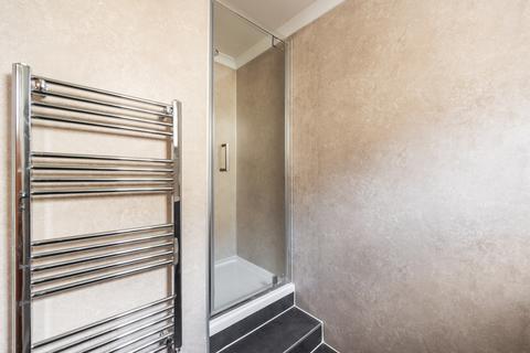 24/8 Springfield Street, Edinburgh, EH6 5DE