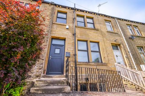 2 bedroom cottage to rent, Meltham Road, Huddersfield HD1