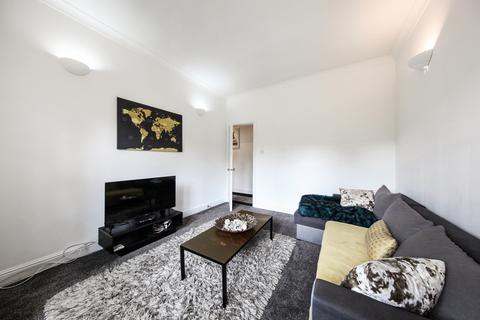 1 bedroom flat for sale, Keele Close, WD24