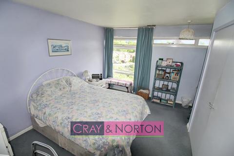 21 Alpine Close, Croydon, CR0 5UN