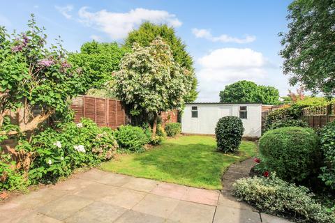 3 bedroom semi-detached house for sale, Avon Road, Shirley, Solihull, B90