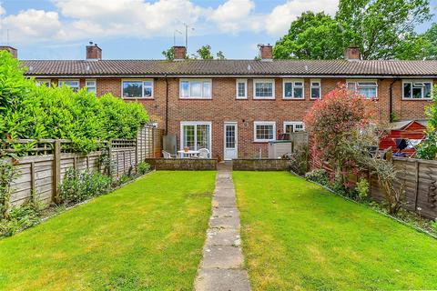 72 Warren Drive, Crawley, RH11 0DL