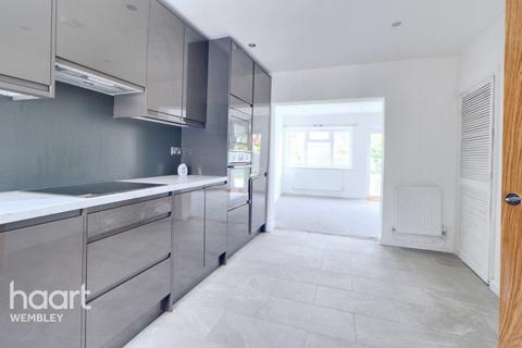 5 bedroom semi-detached house for sale, Wembley Park