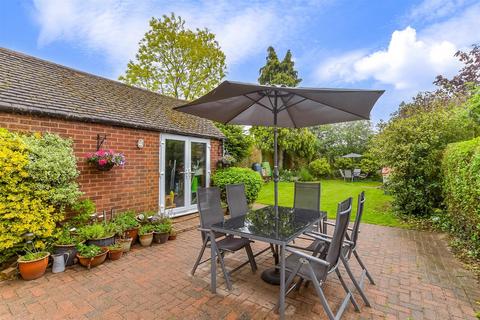 4 bedroom semi-detached house for sale, Roseacre Lane, Bearsted, Maidstone, Kent