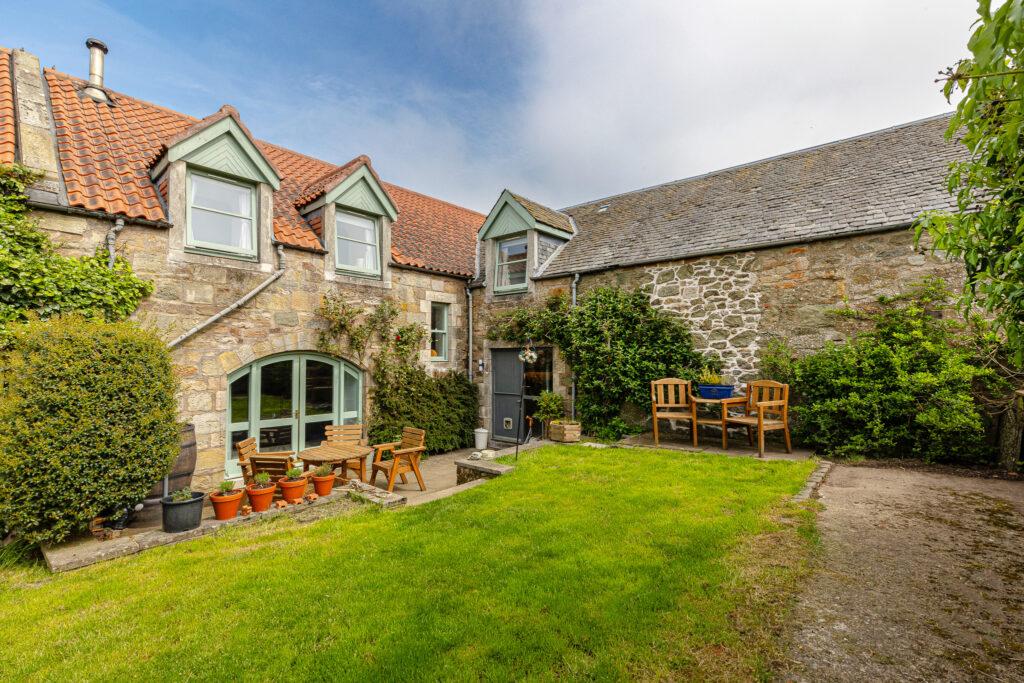 ‘The Smiddy’, Hillend, Ecclesmachan... 4 bed character property for