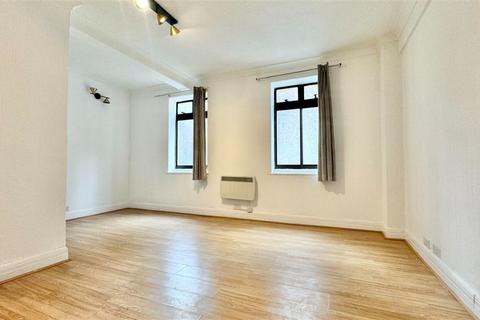 1 bedroom apartment to rent, London W1H