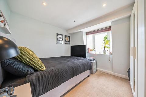 2 bedroom flat for sale, Old Devonshire Road, Balham