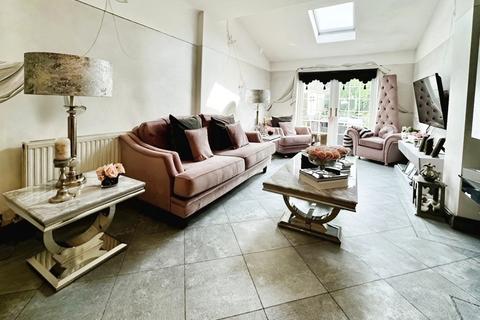 3 bedroom semi-detached house for sale, Barnfield Drive, Liverpool L12
