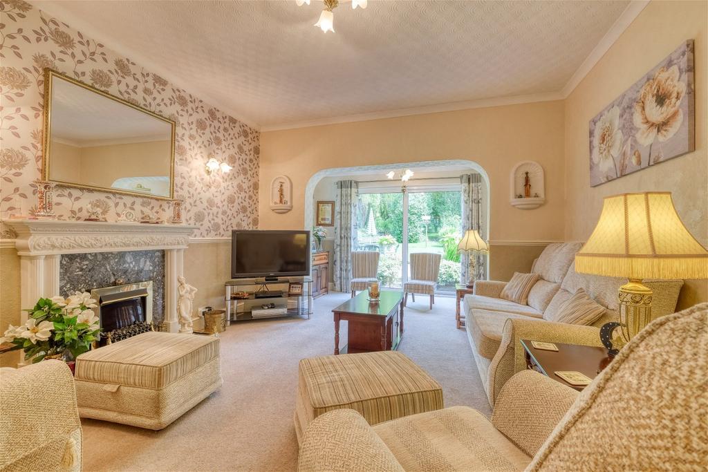 Birmingham Road, Bordesley, Redditch... 4 bed detached house for sale