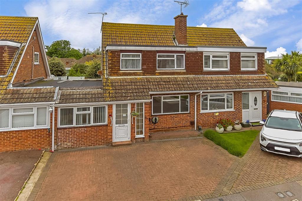 Cherry Gardens, Broadstairs, Kent 4 bed semidetached house for sale