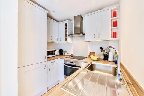 undefined, Broad Ha'penny, Farnham, Surrey, GU10