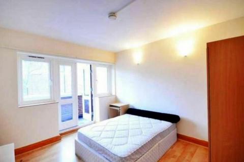 2 bedroom flat to rent, Hillrise Mansions, Warltersville Road, London, N19