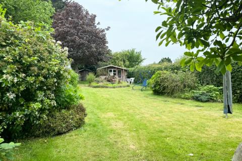 3 bedroom detached bungalow for sale, Waltons Avenue, Holbury, Southampton, Hampshire, SO45