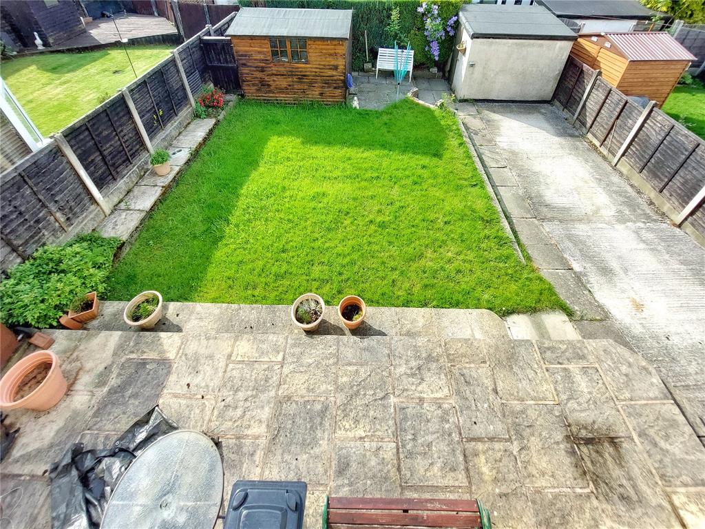 Patio &amp; Lawn Garden