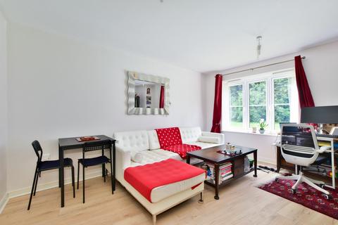 1 bedroom flat for sale, Haywood Crescent, Lockhart Road, Watford, WD17