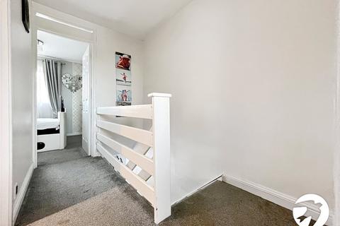 32 Alfred Close, Chatham, ME4 5EE