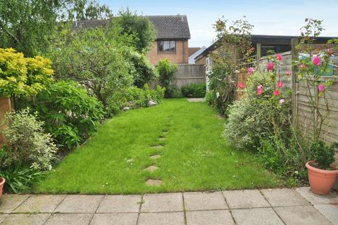 27 Aldridge Close, Chelmsford, CM2 6QG