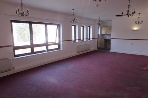 Studio to rent, Abbey Road,  Ilford, IG2