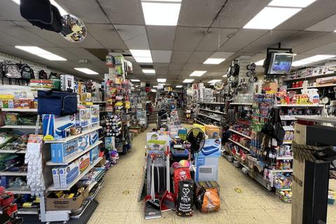 Retail property (high street) to rent, Lavender Hill, Clapham Junction, London. SW11