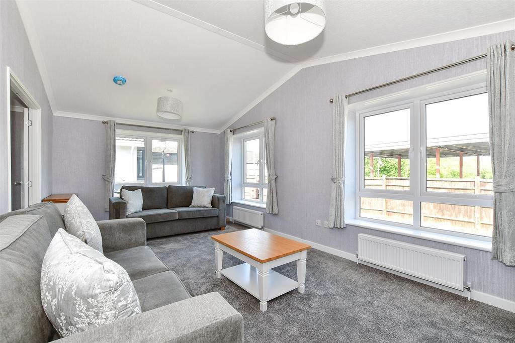 Dover Road, Barham, Canterbury, Kent 2 bed park home for sale £170,000