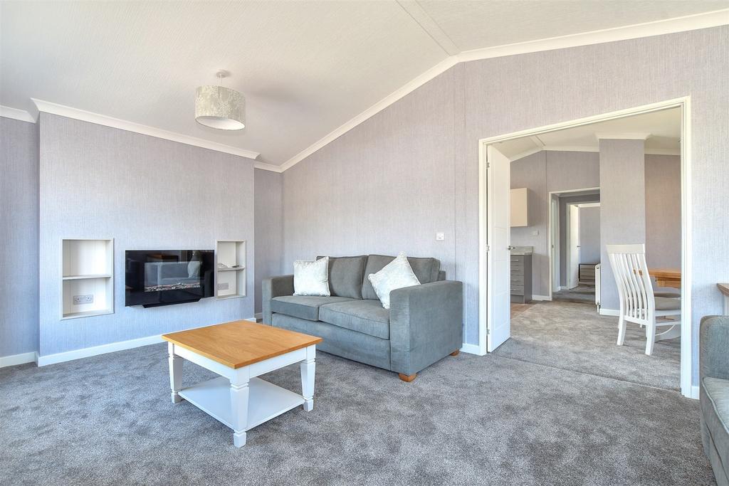 Dover Road, Barham, Canterbury, Kent 2 bed park home for sale £170,000