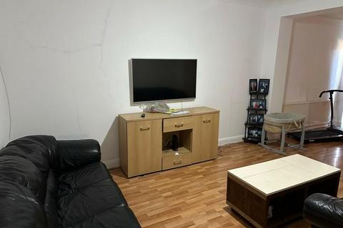 421 Lady Margaret Road, Southall, UB1 2QB