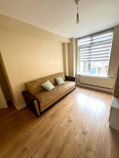 1 bedroom flat to rent, Clements Road, Ilford IG1