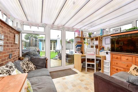 32 Steed Close, Herne Bay, CT6 7TQ