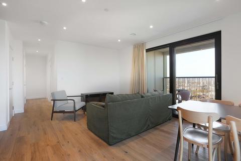 2 bedroom flat to rent, Reed Avenue, London, E3