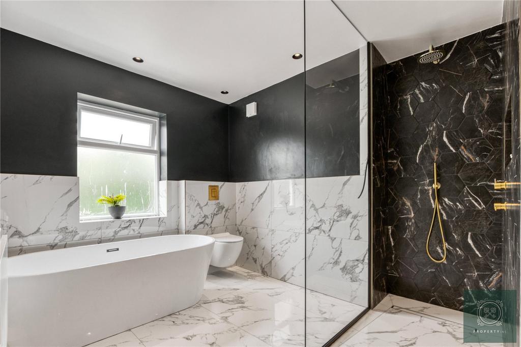 Main Bathroom