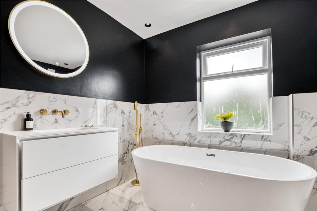 Main Bathroom