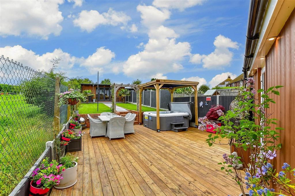 Patio / Decking