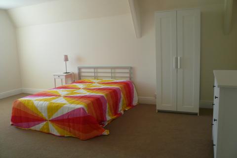 5 bedroom apartment to rent, Rent Includes Utility Bills, Exeter EX1
