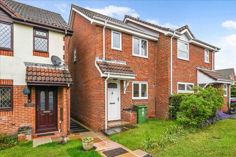 2 bedroom semi-detached house for sale, Coracle Close, Warsash