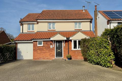 1 Barley Mead, Danbury, Chelmsford, CM3 4RP
