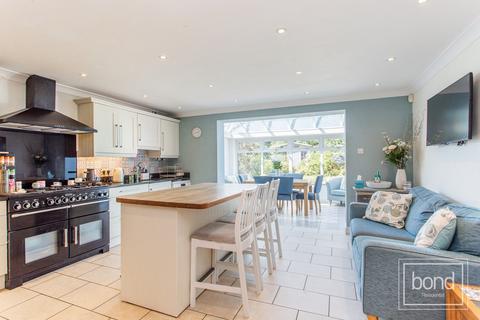 1 Barley Mead, Danbury, Chelmsford, CM3 4RP
