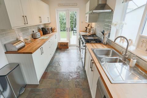 32a Homefield Road, Coulsdon, CR5 1ES