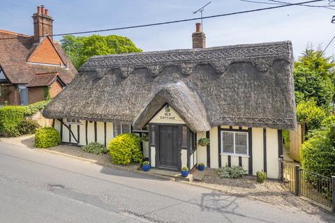 2 bedroom cottage for sale, Lower Street, Colchester CO7