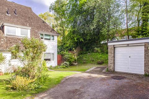 12 Pennypiece, Goring, Reading, RG8 9BY