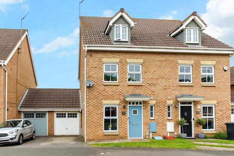 18 Chalon Close, Wellingborough, NN8 4JN