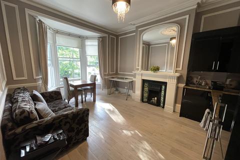 1 bedroom flat to rent, Hammersmith Grove, London W6