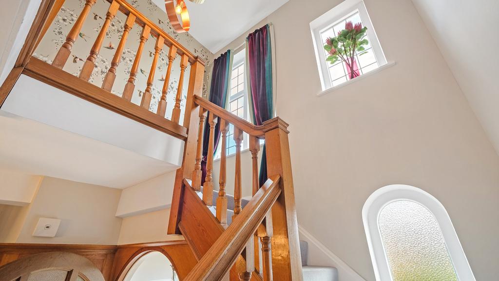 Southernhay Road, Leicester LE2 5 bed detached house for sale £950,000