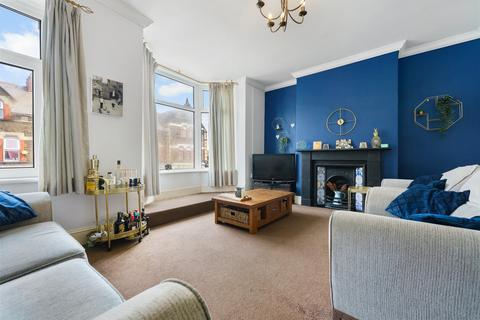2 bedroom apartment for sale, Corporation Road, Grangetown