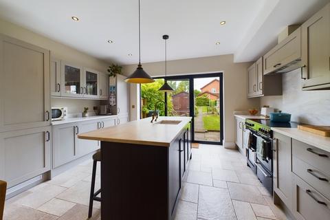 3 bedroom end of terrace house for sale, Fox Lane, Waverton