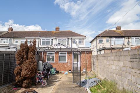 3 bedroom end of terrace house for sale, Rutland Road, Southall