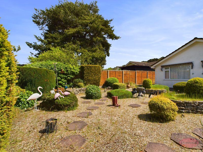 Hillside Drive, Christchurch, BH23 3 bed detached bungalow for sale £