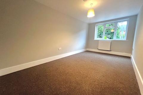 2 bedroom bungalow to rent, Abbey Road, Grimsby DN32