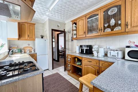 19 Chestnut Road, Neath, SA11 3PA